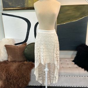 KIMCHI BLUE, Urban Outfitters, layers of Laced Crochet Cotten High Low Skirt